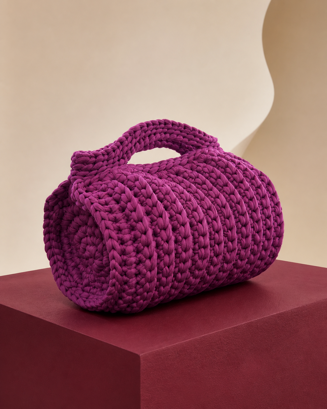 NODÉA 01, borsa artigianale a maglia color viola lampone
